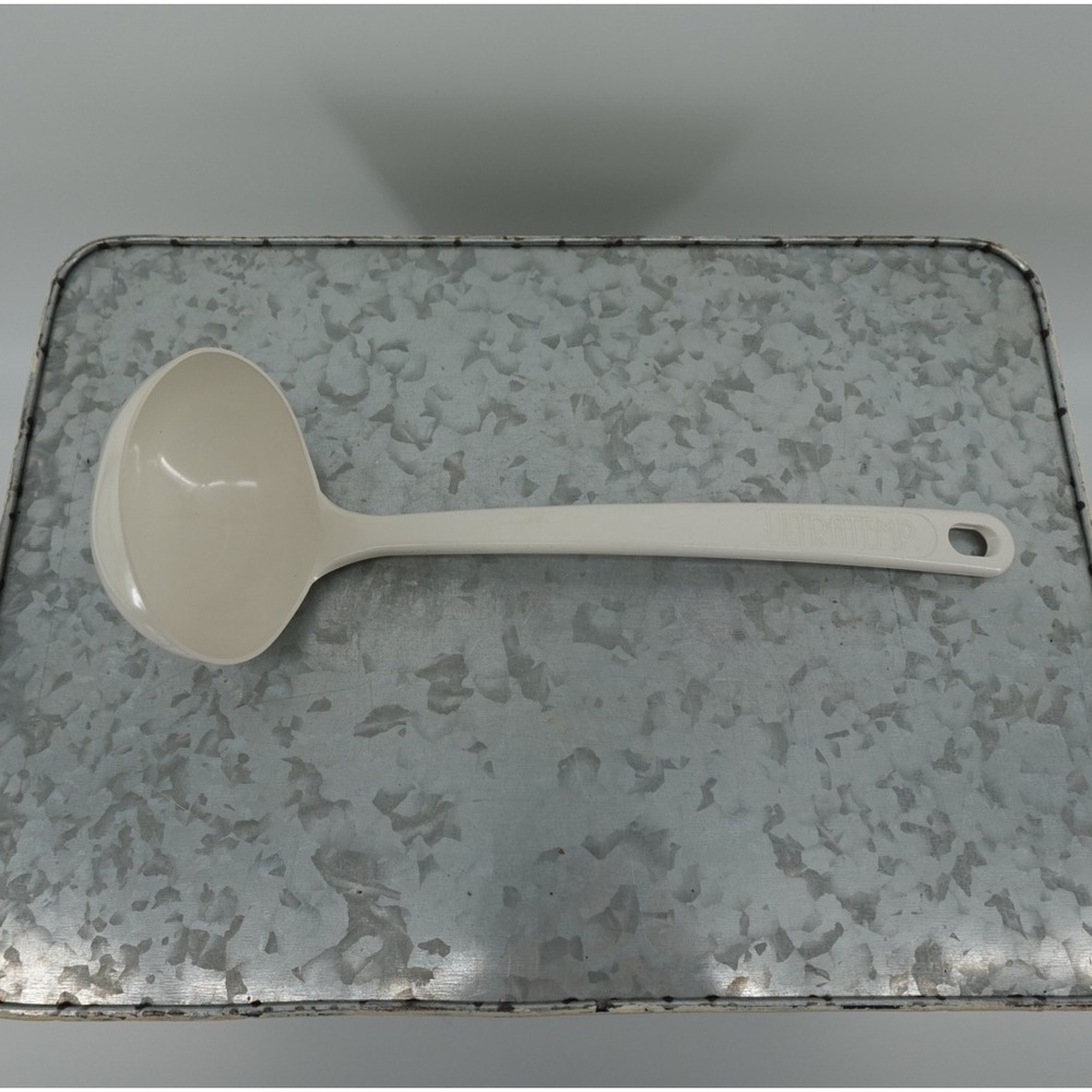 Vintage Ultratemp Soup Ladle Cream Off-White High Heat Resistant Kitchen Utensil